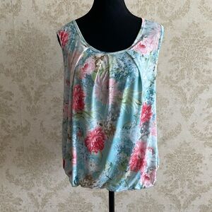 Suzy Shier floral camisole